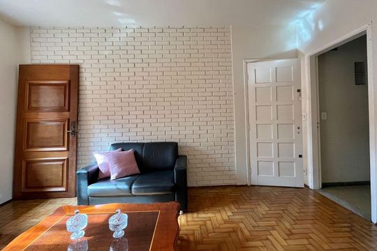 Sala de casa para alugar com 4 quartos, 350m² em Jardim Leonor, Campinas