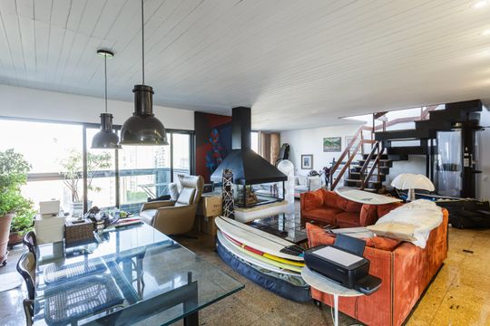 Apartamento à venda com 3 quartos, 345m² em Vila Nova Conceição, São Paulo