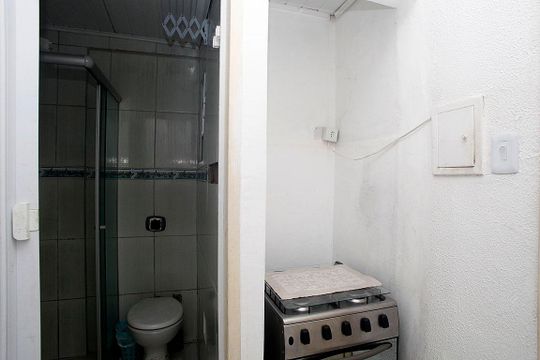 Cozinha de kitnet/studio à venda com 1 quarto, 18m² em Centro Histórico, Porto Alegre