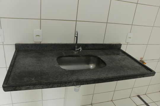 Cozinha de apartamento para alugar com 2 quartos, 56m² em Ponto Chic, Nova Iguaçu