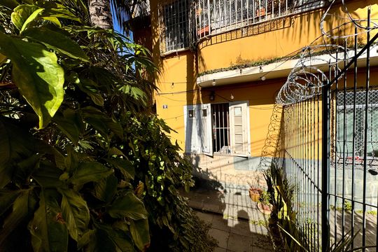 Área externa de apartamento à venda com 2 quartos, 65m² em Santa Teresa, Rio de Janeiro