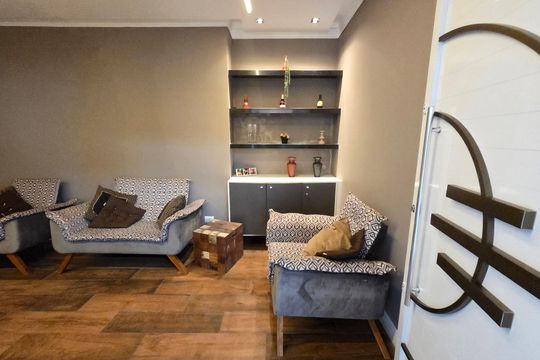 Sala de casa para alugar com 2 quartos, 250m² em Princesa, Praia Grande