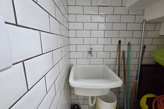 Área de Serviço de casa para alugar com 2 quartos, 250m² em Princesa, Praia Grande