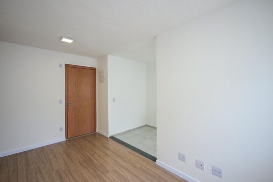 Sala de apartamento para alugar com 2 quartos, 44m² em Vila Suzana, São Paulo