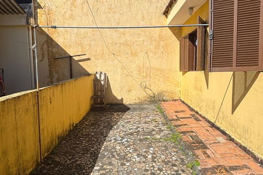 Quintal de casa à venda com 4 quartos, 250m² em Jardim Silvana, Santo André