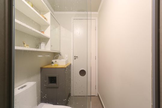 Banheiro de apartamento à venda com 2 quartos, 36m² em Água Branca, São Paulo