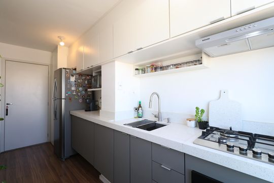 Cozinha  de apartamento à venda com 2 quartos, 36m² em Água Branca, São Paulo