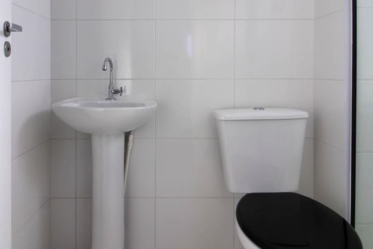 Banheiro de apartamento para alugar com 2 quartos, 40m² em Umarizal, São Paulo