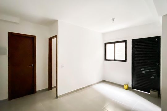 Apartamento à venda com 2 quartos, 40m² em Vila Santa Teresa, São Paulo