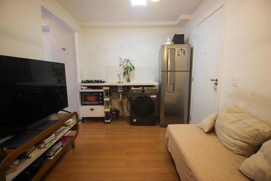 Sala e Cozinha de apartamento à venda com 2 quartos, 29m² em Jardim Monte Kemel, São Paulo