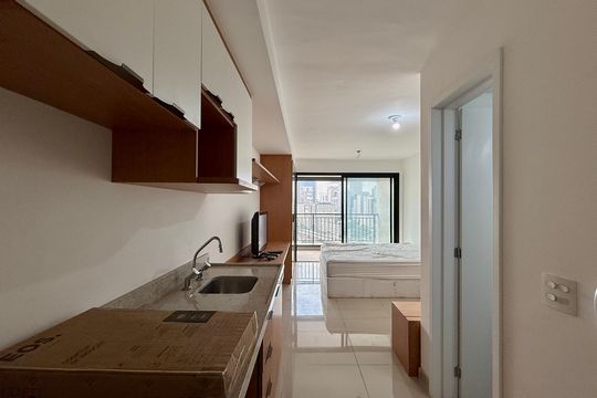 Cozinha   de kitnet/studio para alugar com 1 quarto, 33m² em Vila Cordeiro, São Paulo