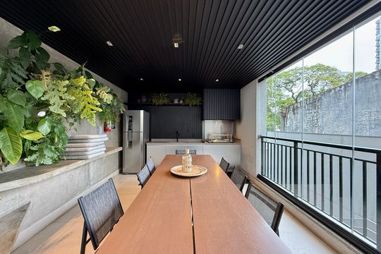 Churrasqueira  de kitnet/studio para alugar com 1 quarto, 33m² em Vila Cordeiro, São Paulo