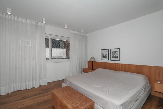 Quarto Suíte de apartamento para alugar com 3 quartos, 342m² em Auxiliadora, Porto Alegre