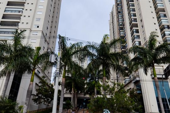 Fachada do Condominio  de apartamento para alugar com 2 quartos, 106m² em Jardim Flor da Montanha, Guarulhos