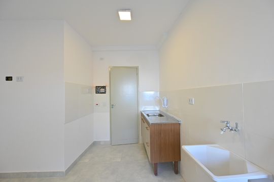 Cozinha/Lavanderia de kitnet/studio para alugar com 1 quarto, 16m² em Vila do Encontro, São Paulo