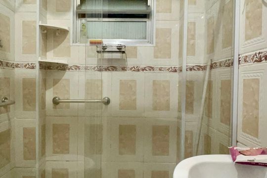 Banheiro da Suíte 2 de casa à venda com 3 quartos, 130m² em Cerqueira César, São Paulo