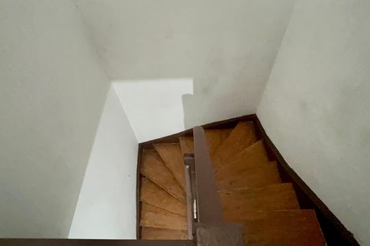 Escada de casa à venda com 3 quartos, 130m² em Cerqueira César, São Paulo