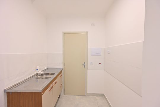 Cozinha de kitnet/studio para alugar com 1 quarto, 16m² em Vila do Encontro, São Paulo