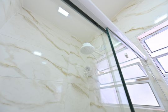 Banheiro Social de kitnet/studio para alugar com 1 quarto, 16m² em Vila do Encontro, São Paulo