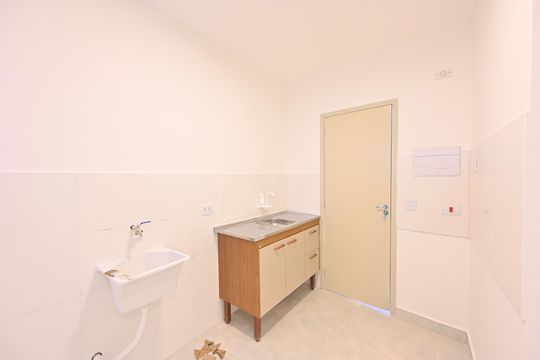 Cozinha/Lavanderia de kitnet/studio para alugar com 1 quarto, 16m² em Vila do Encontro, São Paulo