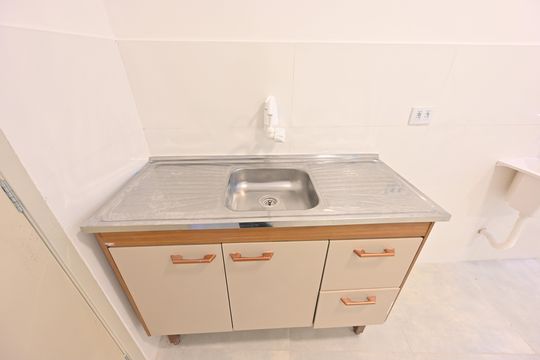 Cozinha/Lavanderia de kitnet/studio para alugar com 1 quarto, 16m² em Vila do Encontro, São Paulo