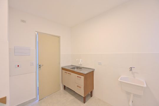 Cozinha/Lavanderia de kitnet/studio para alugar com 1 quarto, 16m² em Vila do Encontro, São Paulo