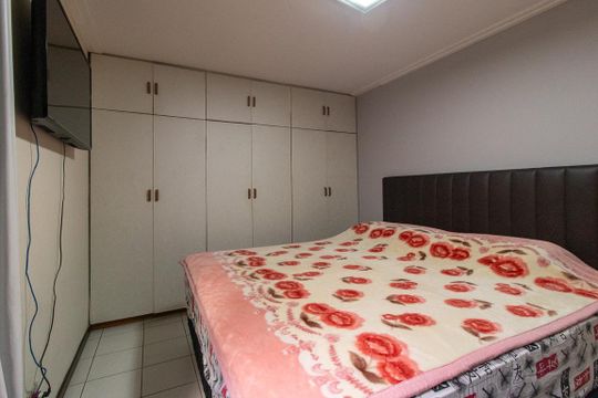 Quarto 1 Suite de casa à venda com 6 quartos, 410m² em Boqueirão, Curitiba