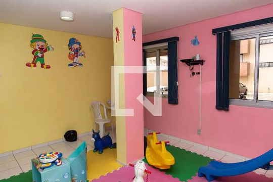 Apartamento à venda com 2 quartos, 52m² em Conceição, Diadema