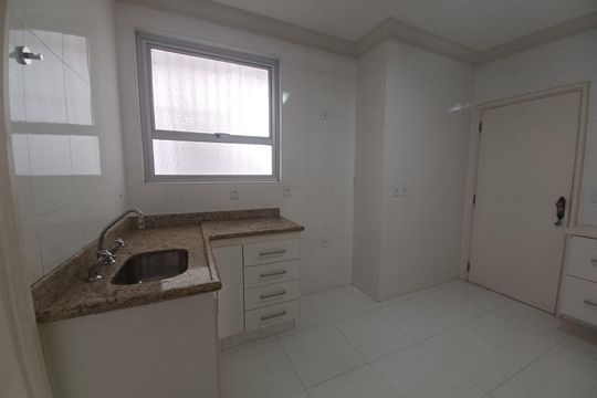 Apartamento à venda com 2 quartos, 74m² em Centro, Campinas