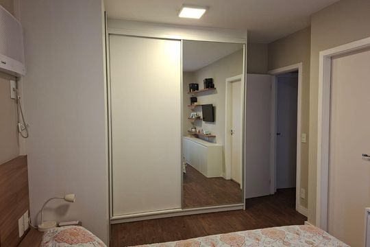 Sala de apartamento à venda com 3 quartos, 113m² em Parque das Flores, Campinas