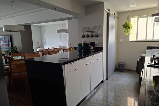 Cozinha de apartamento à venda com 3 quartos, 113m² em Parque das Flores, Campinas