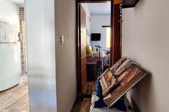 Corredor de casa à venda com 2 quartos, 126m² em Engenho do Mato, Niterói