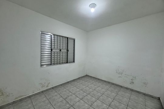 Casa à venda com 3 quartos, 110m² em Jardim Miriam, Guarulhos