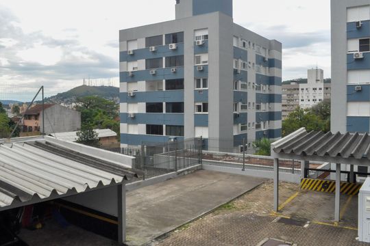 Vista  de apartamento à venda com 2 quartos, 72m² em Teresópolis, Porto Alegre