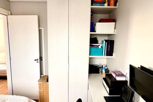 Quarto de apartamento à venda com 2 quartos, 42m² em Jardim Monte Alegre, Taboão da Serra