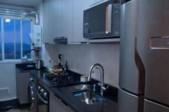 Cozinha de apartamento à venda com 2 quartos, 42m² em Jardim Monte Alegre, Taboão da Serra