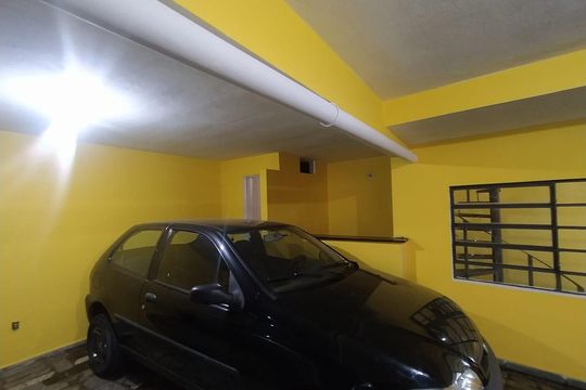 Garagem de casa à venda com 3 quartos, 350m² em Vila Isolina Mazzei, São Paulo