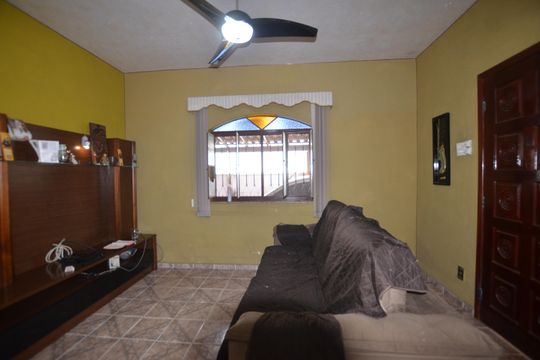 Sala  de casa à venda com 2 quartos, 480m² em Jardim Sulacap, Rio de Janeiro
