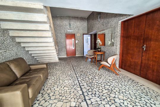 Hall de entrada de apartamento à venda com 3 quartos, 123m² em Santa Cecilia, São Paulo
