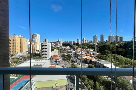 Vista da Sacada da Suíte de apartamento à venda com 1 quarto, 57m² em Cambuí, Campinas