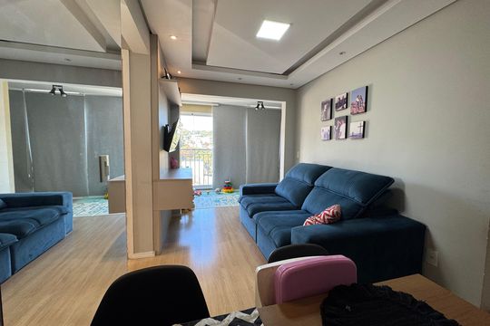 Sala de apartamento à venda com 2 quartos, 50m² em Jardim Roberto, Osasco