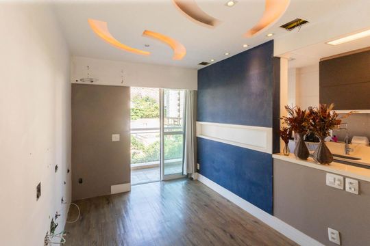 Sala de apartamento à venda com 2 quartos, 74m² em Maracanã, Rio de Janeiro