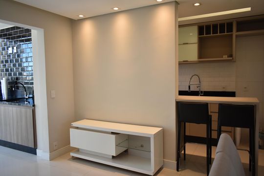 Sala de apartamento à venda com 2 quartos, 64m² em Chácara Inglesa, São Paulo