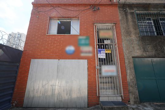 Fachada de casa à venda com 4 quartos, 105m² em Ipiranga, São Paulo