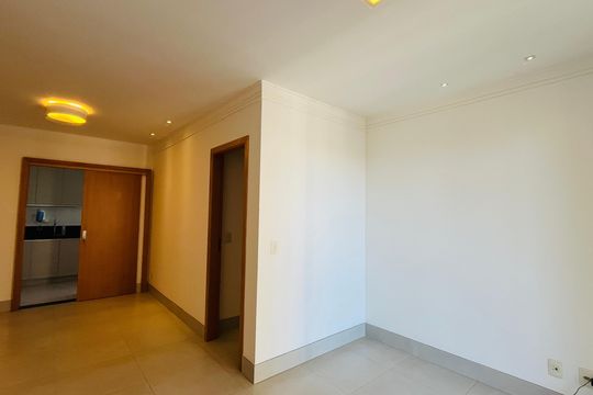 Apartamento à venda com 2 quartos, 77m² em Vila Itapura, Campinas