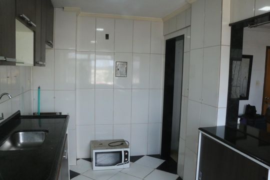 Cozinha de apartamento para alugar com 2 quartos, 60m² em Luz, Nova Iguaçu