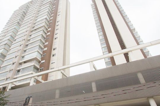 Fachada de apartamento à venda com 2 quartos, 85m² em Santo Amaro, São Paulo