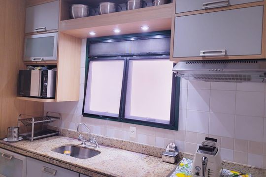 Cozinha de apartamento à venda com 4 quartos, 94m² em Alphaville Industrial, Barueri