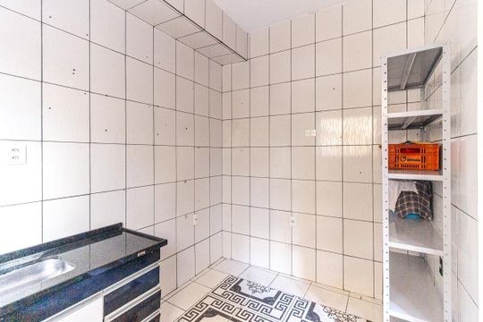 Cozinha de apartamento para alugar com 3 quartos, 80m² em Santa Ifigênia, São Paulo