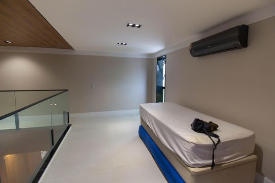 Casa à venda com 2 quartos, 300m² em Camboinhas, Niterói